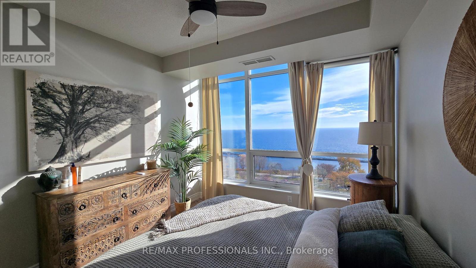 1107 - 1910 Lake Shore Boulevard W, Toronto, Ontario  M6S 1A2 - Photo 19 - W12577562