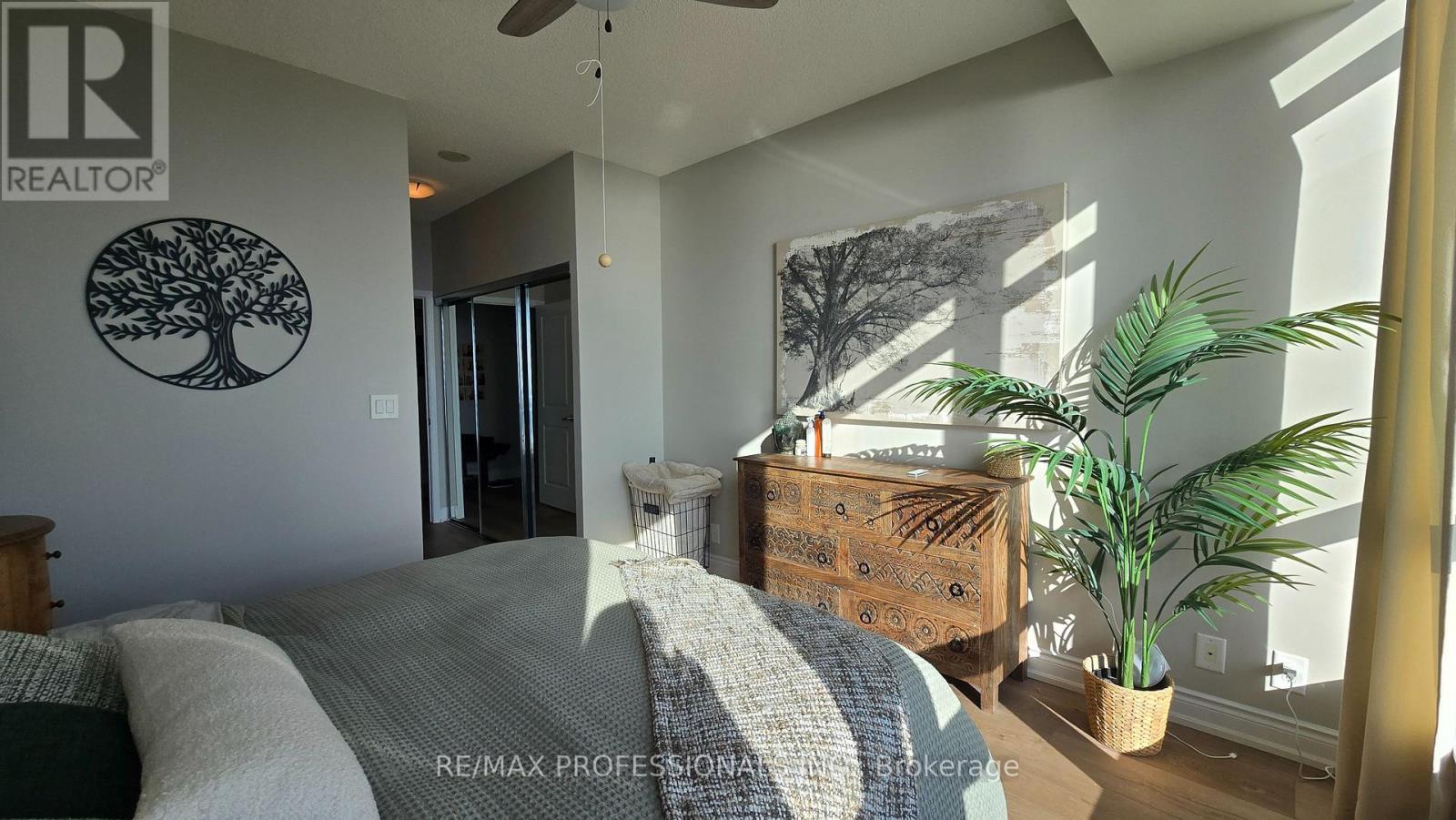 1107 - 1910 Lake Shore Boulevard W, Toronto, Ontario  M6S 1A2 - Photo 20 - W12577562