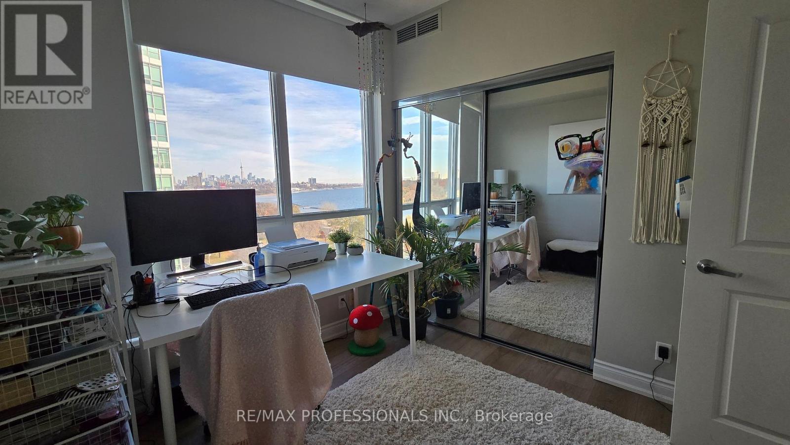 1107 - 1910 Lake Shore Boulevard W, Toronto, Ontario  M6S 1A2 - Photo 24 - W12577562