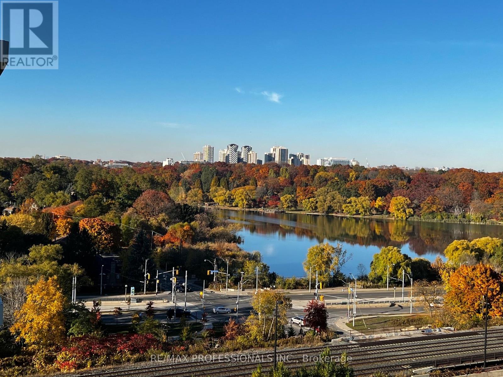 1107 - 1910 Lake Shore Boulevard W, Toronto, Ontario  M6S 1A2 - Photo 35 - W12577562