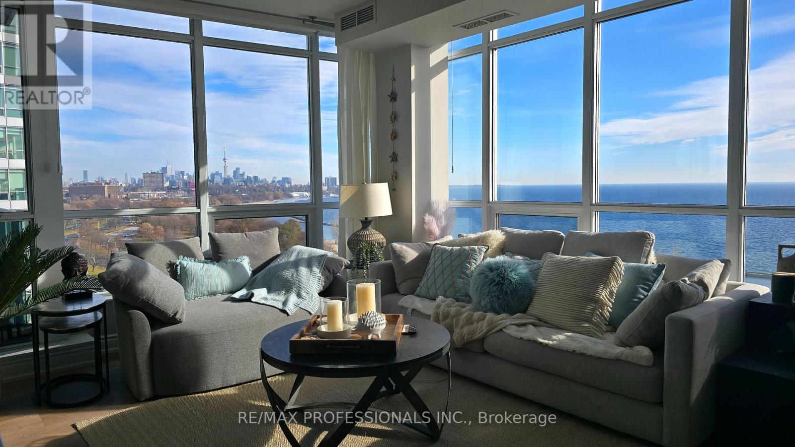 1107 - 1910 Lake Shore Boulevard W, Toronto, Ontario  M6S 1A2 - Photo 9 - W12577562