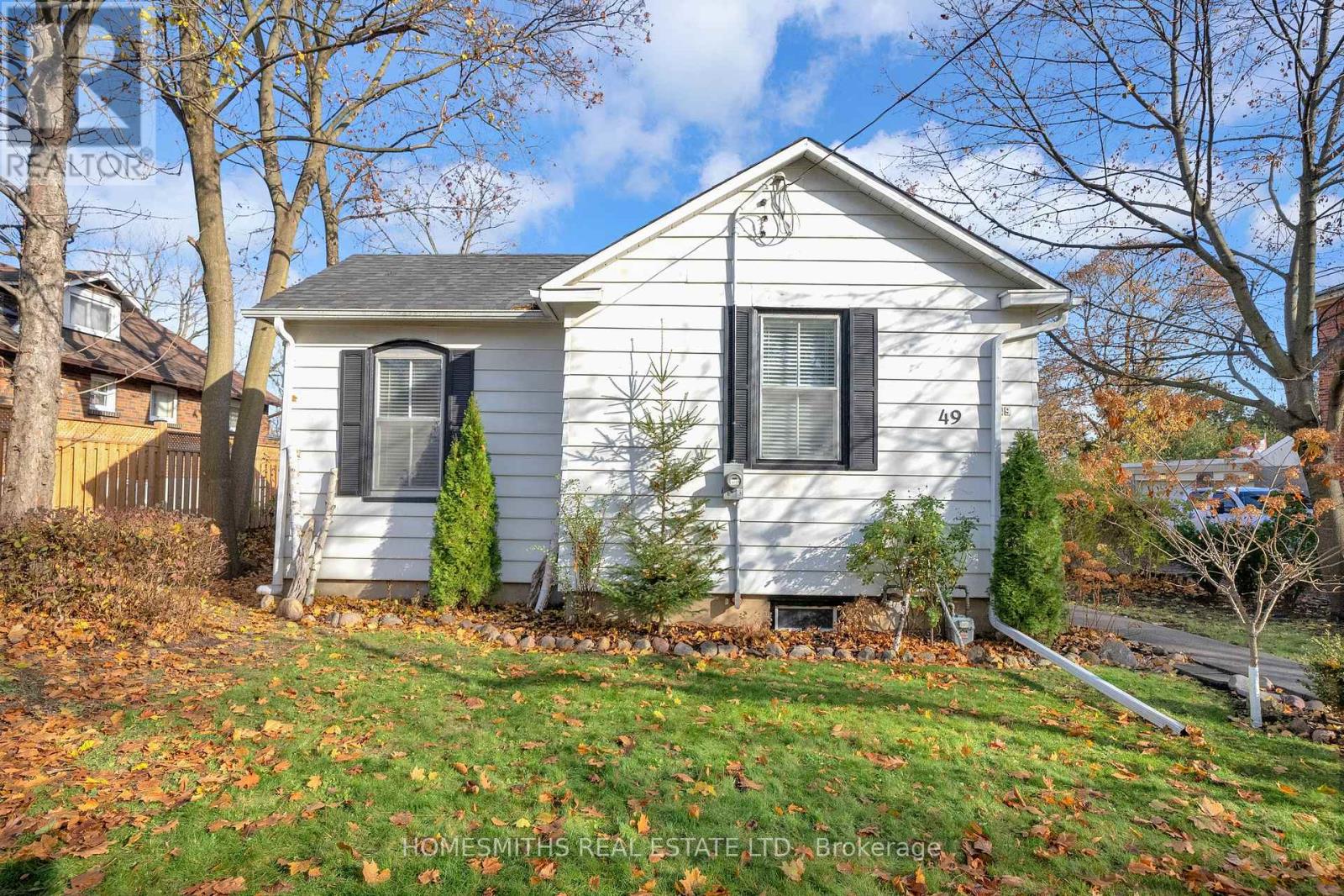 49 Centre Street, Clarington, Ontario  L1C 2Y2 - Photo 2 - E12577574