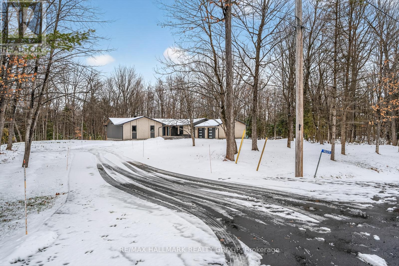 1625 Royal Orchard Drive, Ottawa, Ontario  K4C 1A9 - Photo 1 - X12577564