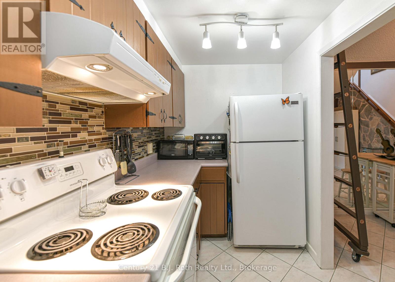 21 - 40 Victoria Crescent, Orillia, Ontario  L3V 6N6 - Photo 24 - S12577594