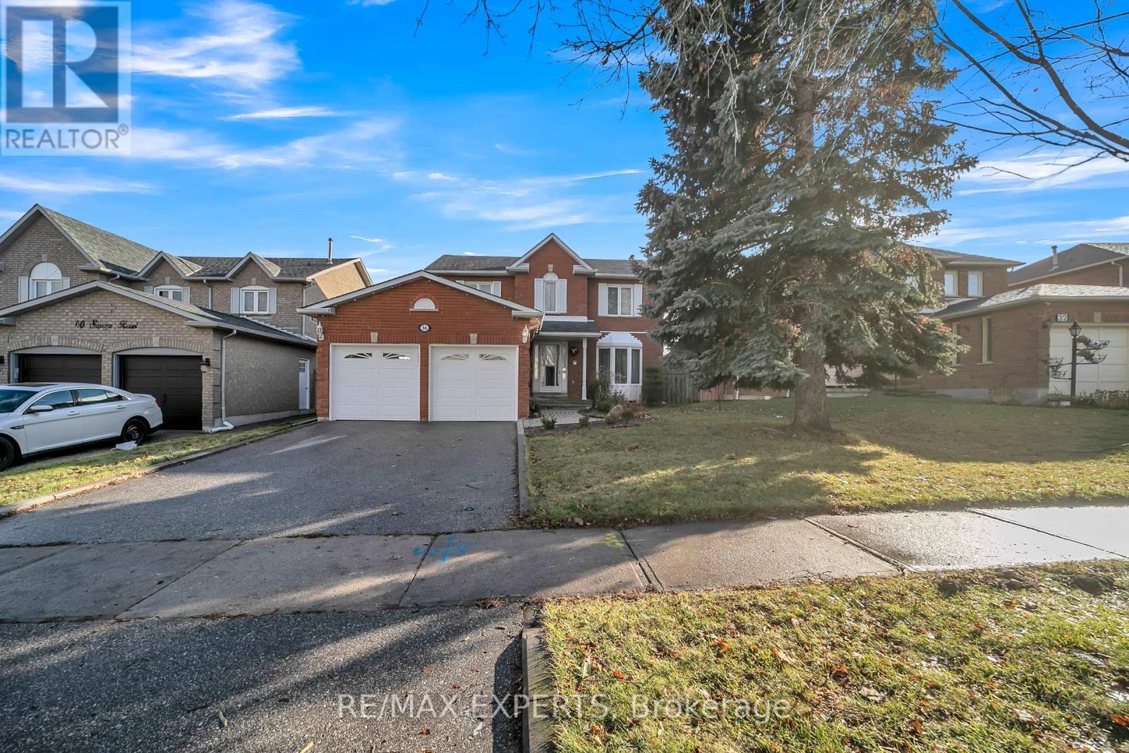 MAIN - 36 SAVAGE ROAD, Newmarket, Ontario