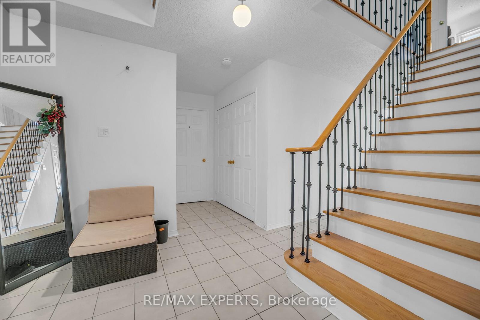 Main - 36 Savage Road, Newmarket, Ontario  L3X 1P7 - Photo 6 - N12577586