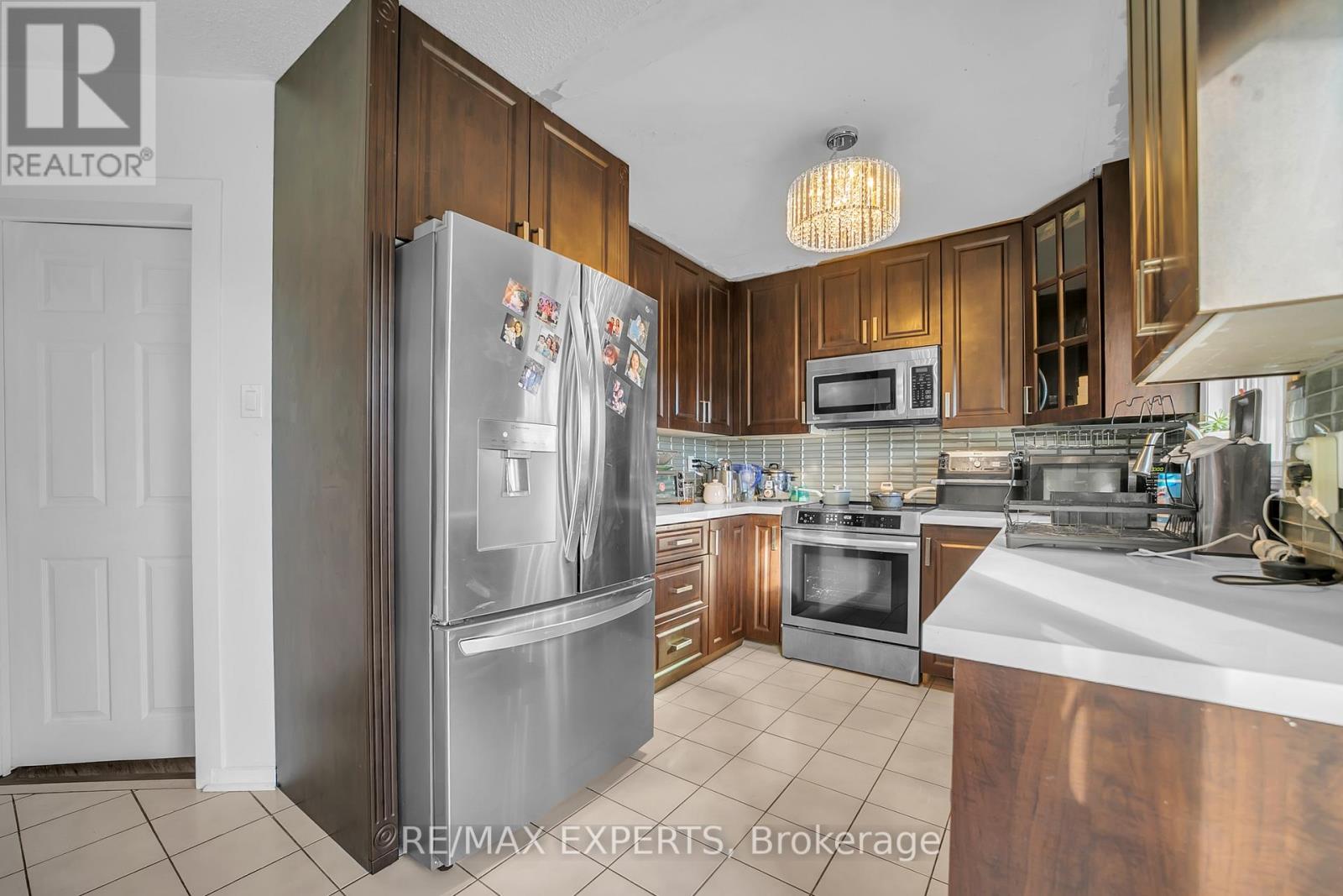 Main - 36 Savage Road, Newmarket, Ontario  L3X 1P7 - Photo 8 - N12577586