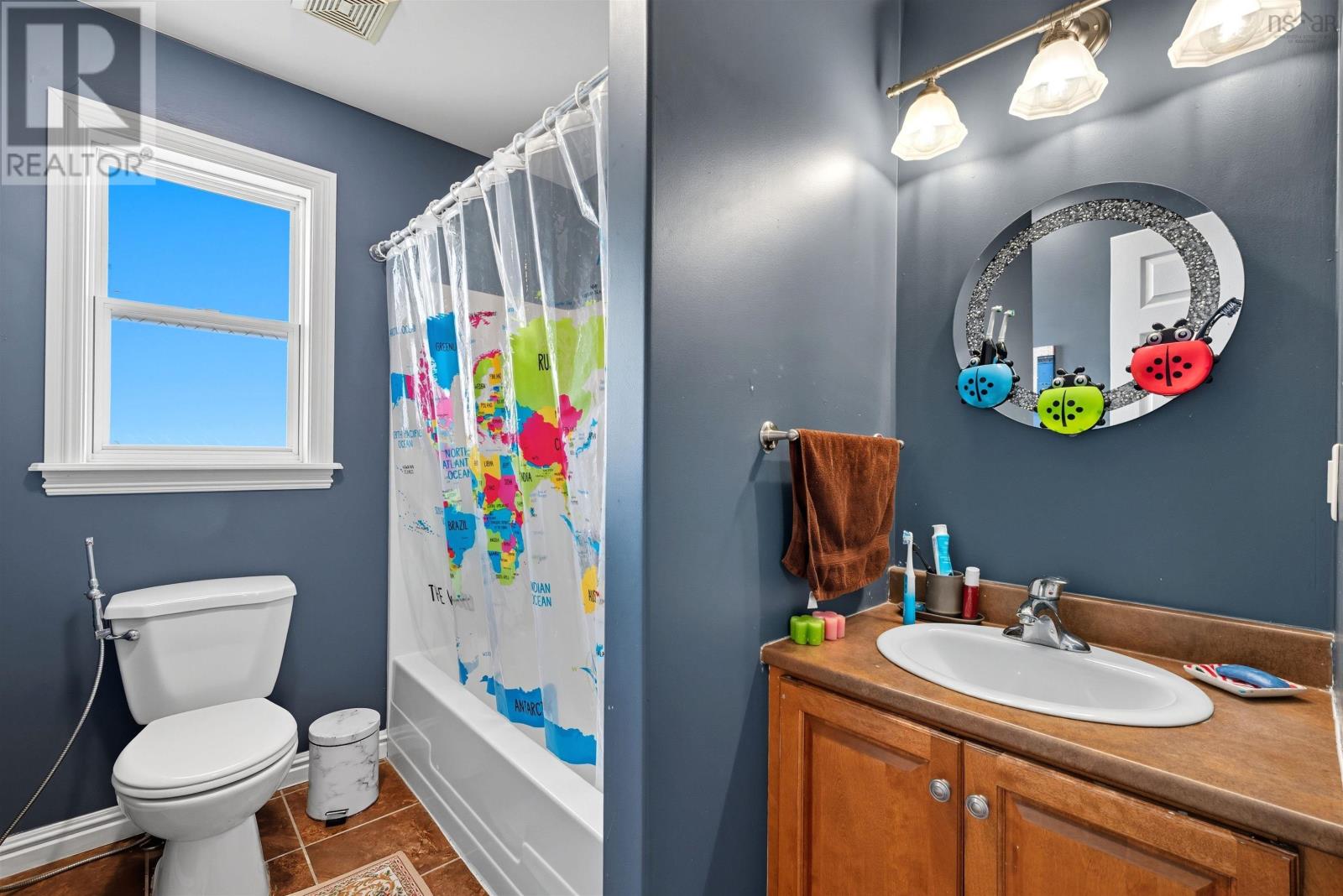 7 Fathom Court, Halifax, Nova Scotia  B3M 0A7 - Photo 22 - 202527213