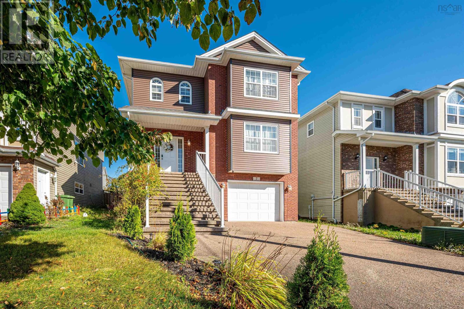 7 Fathom Court, Halifax, Nova Scotia  B3M 0A7 - Photo 2 - 202527213