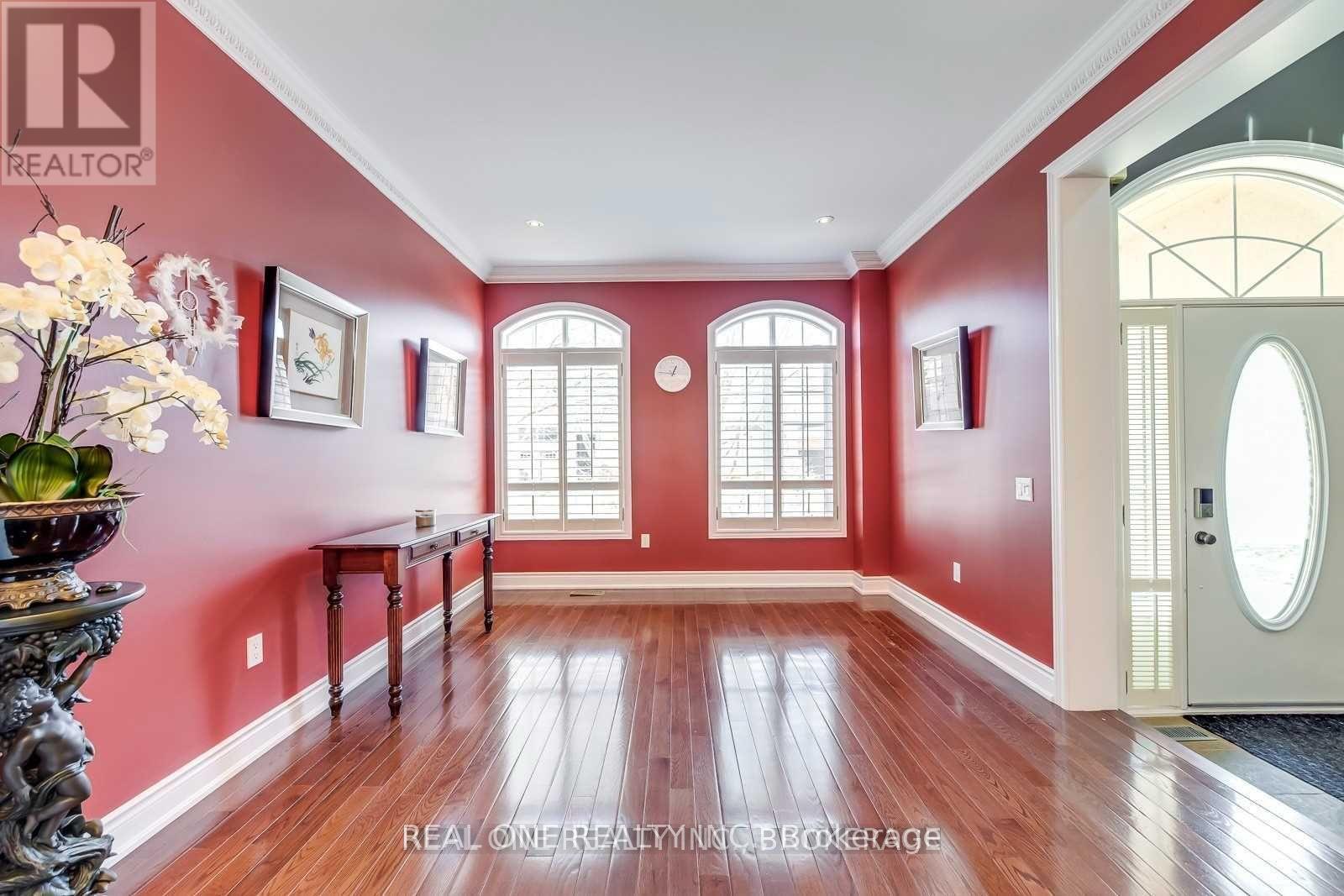 96 Spring Azure Crescent, Oakville, Ontario  L6L 6V8 - Photo 3 - W12577598