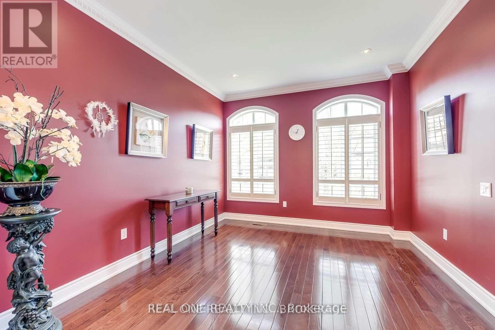 96 Spring Azure Crescent, Oakville, Ontario  L6L 6V8 - Photo 4 - W12577598