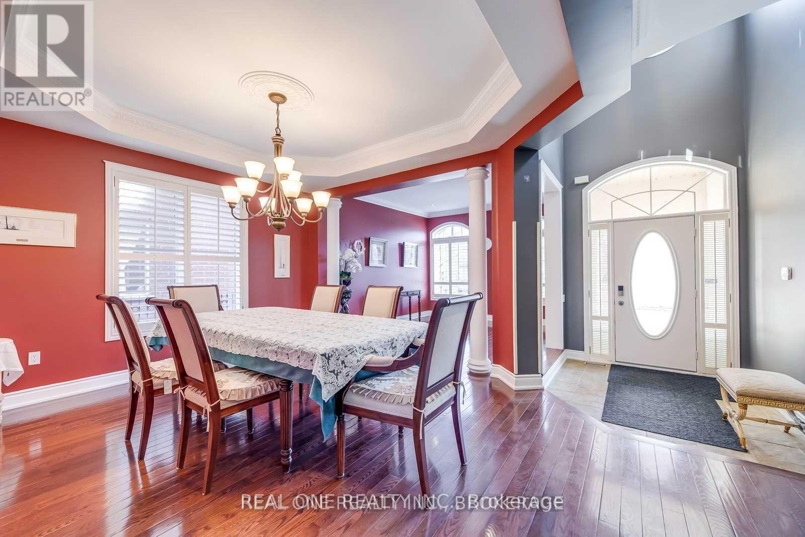 96 Spring Azure Crescent, Oakville, Ontario  L6L 6V8 - Photo 5 - W12577598