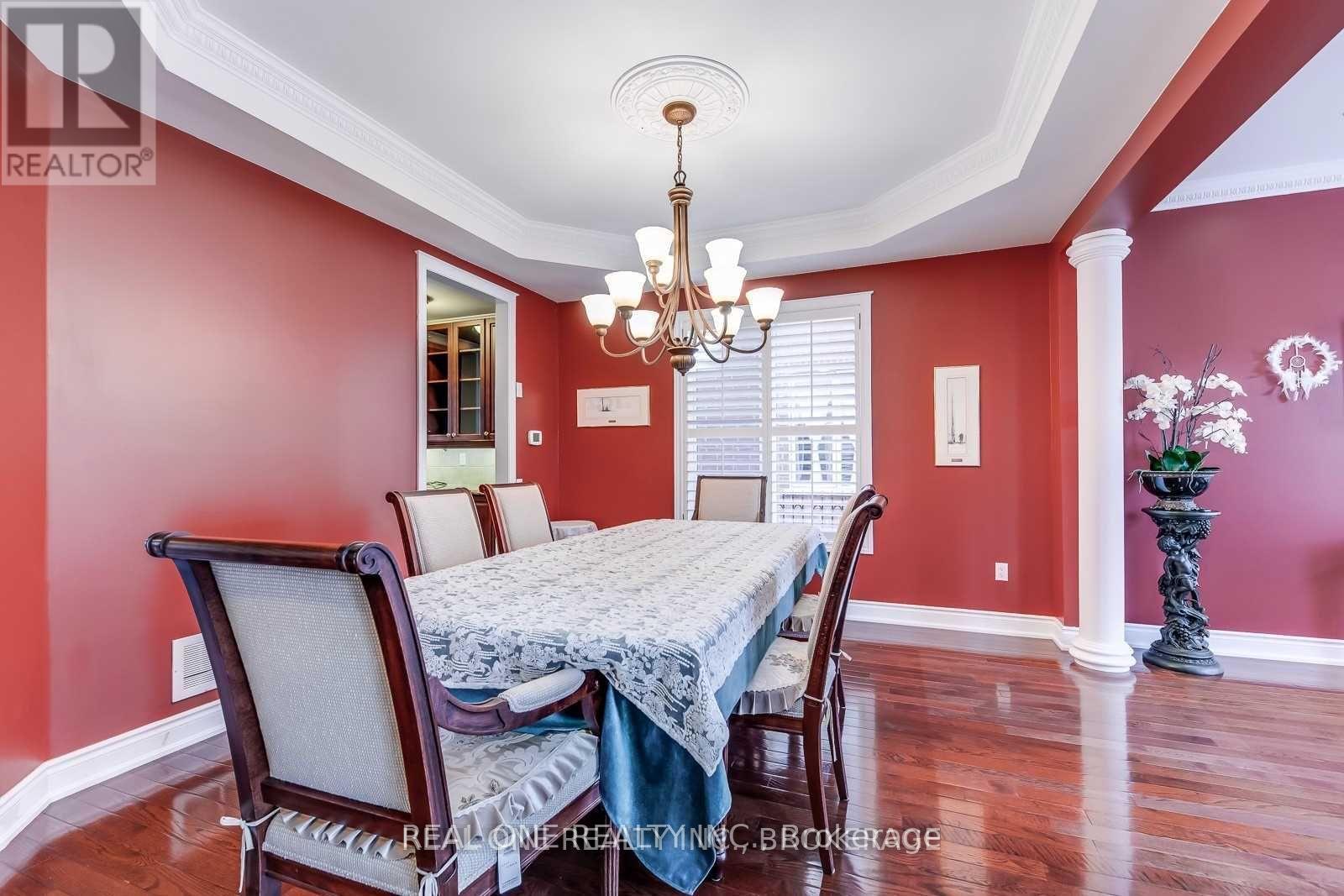 96 Spring Azure Crescent, Oakville, Ontario  L6L 6V8 - Photo 7 - W12577598