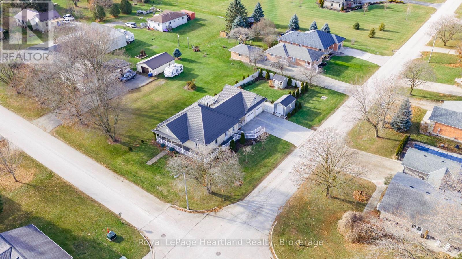 67 Brantford Street, Huron East, Ontario  N0K 1W0 - Photo 40 - X12577376