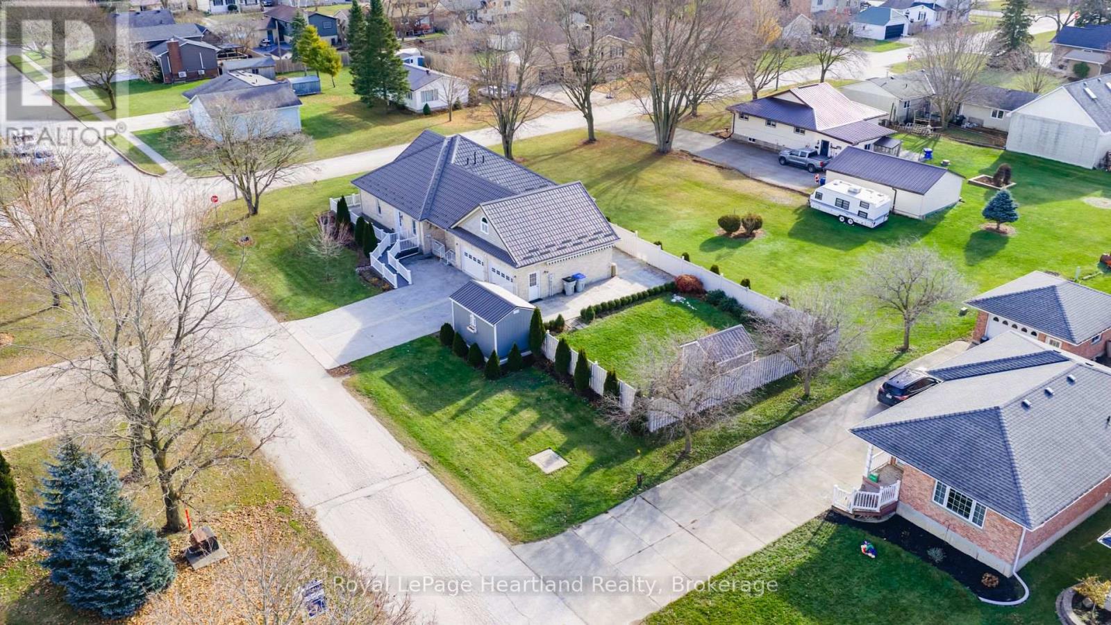 67 Brantford Street, Huron East, Ontario  N0K 1W0 - Photo 39 - X12577376