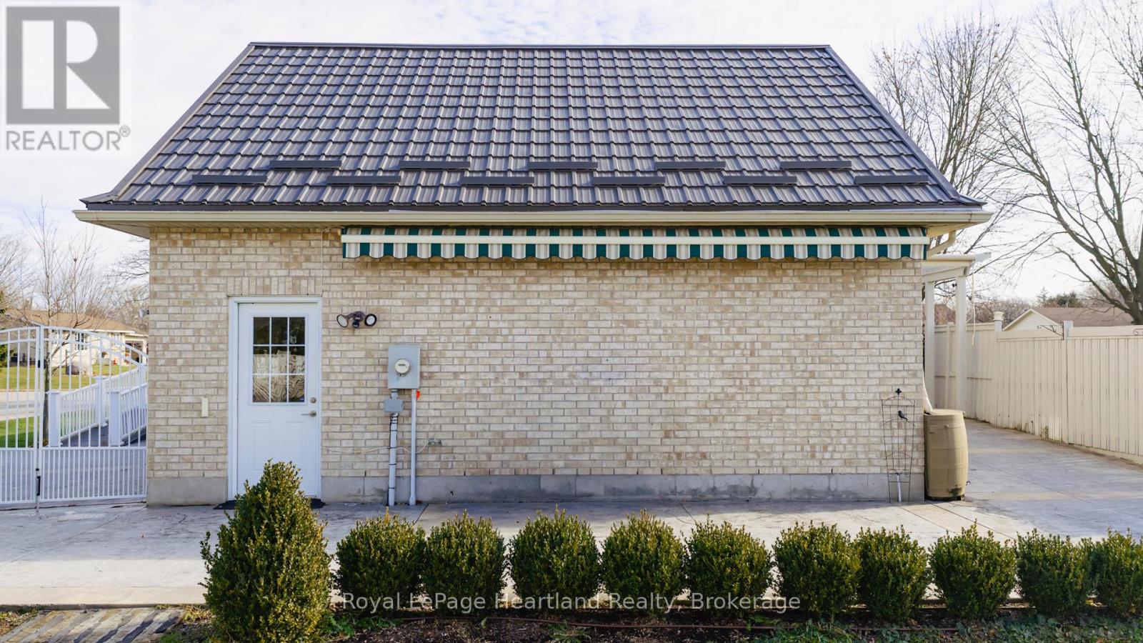 67 Brantford Street, Huron East, Ontario  N0K 1W0 - Photo 38 - X12577376