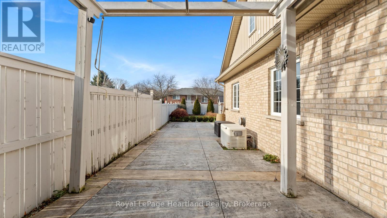 67 Brantford Street, Huron East, Ontario  N0K 1W0 - Photo 34 - X12577376