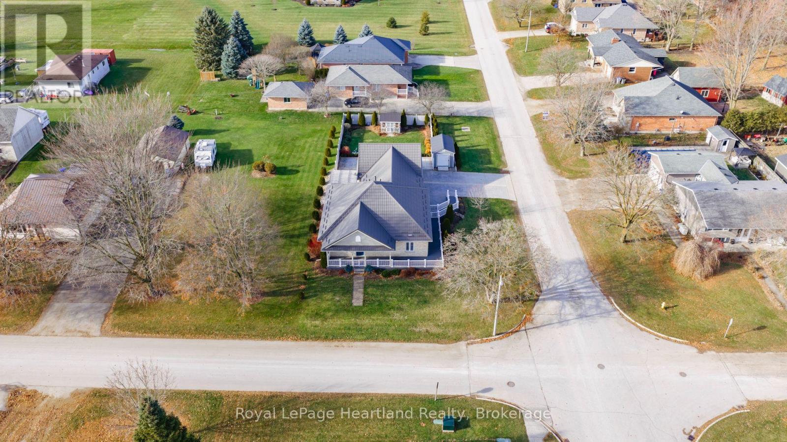 67 Brantford Street, Huron East, Ontario  N0K 1W0 - Photo 41 - X12577376