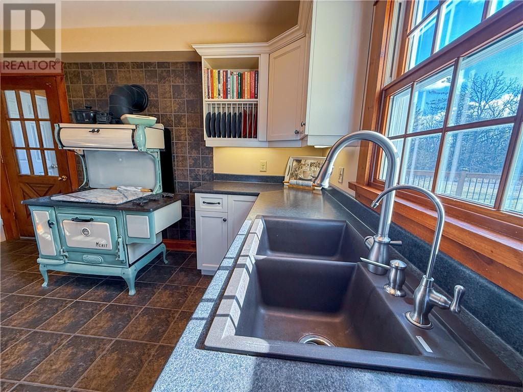 73 Hideaway Road, Manitoulin Island, Ontario  P0P 1J0 - Photo 21 - 2125773