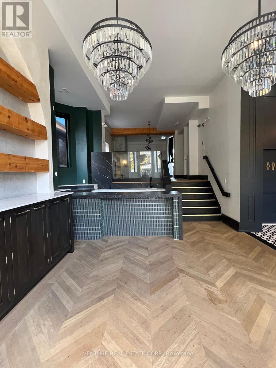 215 Locke Street S, Hamilton, Ontario  L8P 4B6 - Photo 11 - X12577570