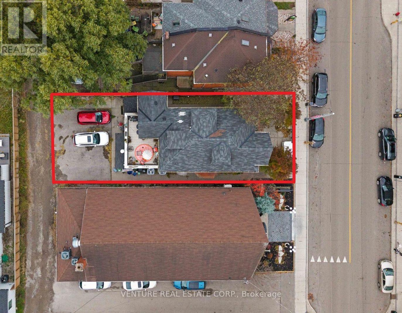 215 Locke Street S, Hamilton, Ontario  L8P 4B6 - Photo 3 - X12577570