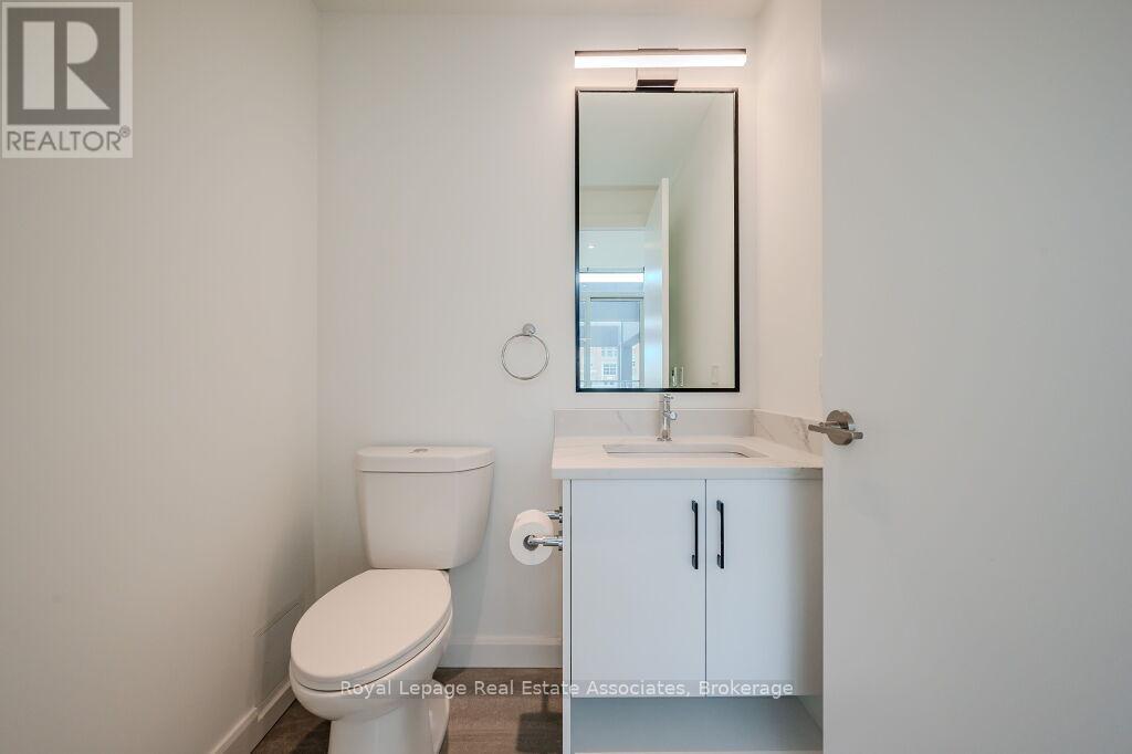 203 - 741 King Street W, Kitchener, Ontario  N2G 1E5 - Photo 35 - X12577580