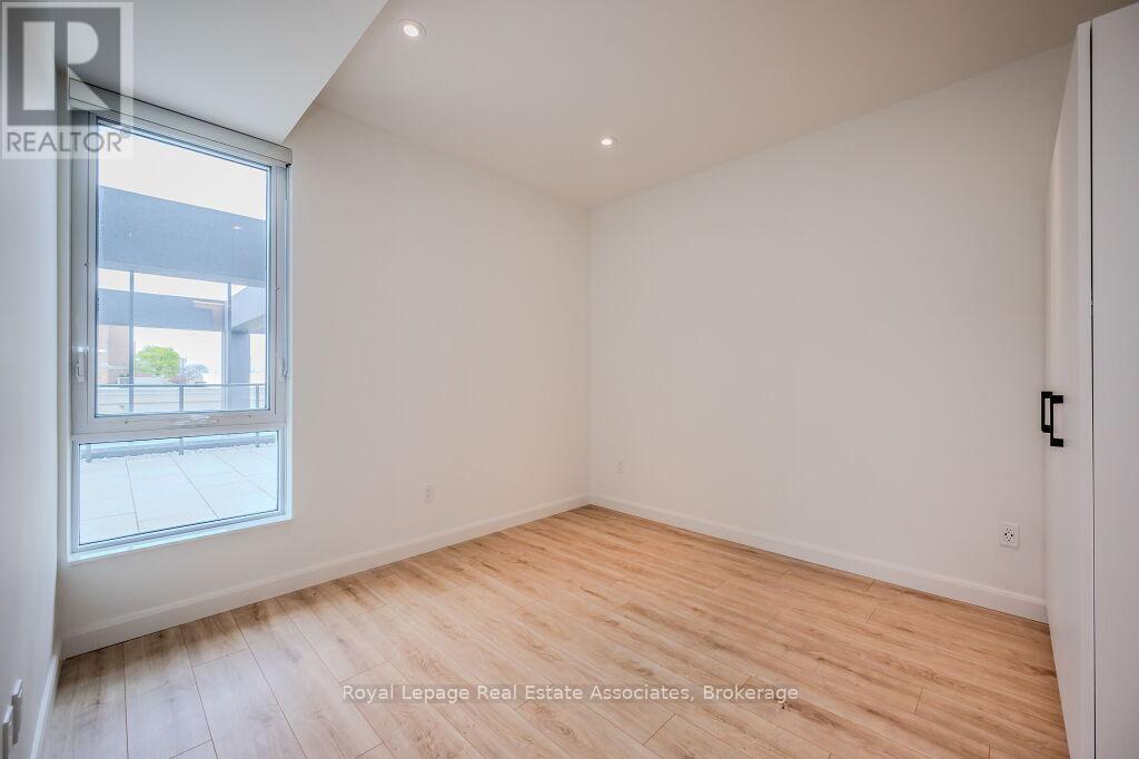 203 - 741 King Street W, Kitchener, Ontario  N2G 1E5 - Photo 36 - X12577580