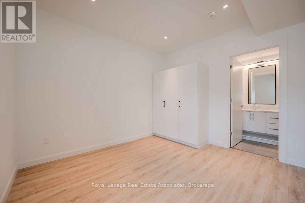 203 - 741 King Street W, Kitchener, Ontario  N2G 1E5 - Photo 37 - X12577580