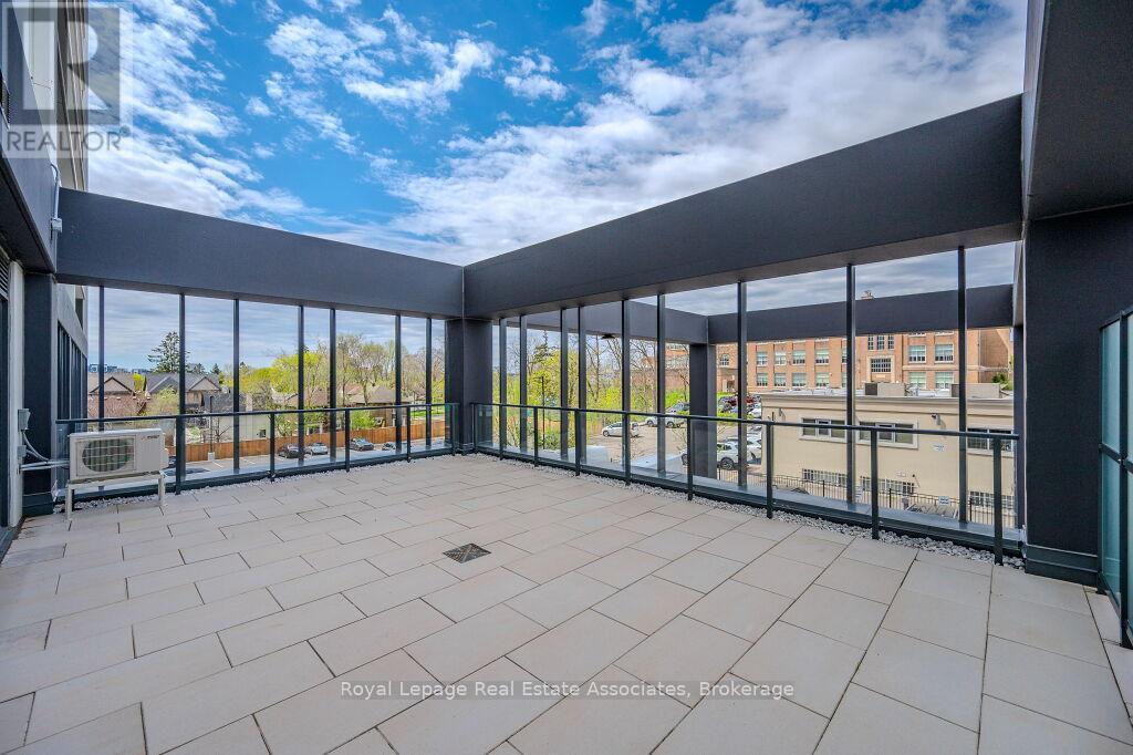 203 - 741 King Street W, Kitchener, Ontario  N2G 1E5 - Photo 42 - X12577580