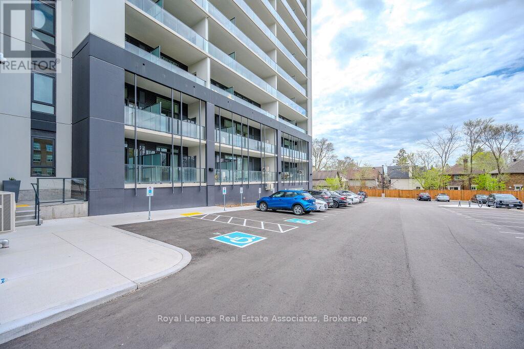 203 - 741 King Street W, Kitchener, Ontario  N2G 1E5 - Photo 6 - X12577580