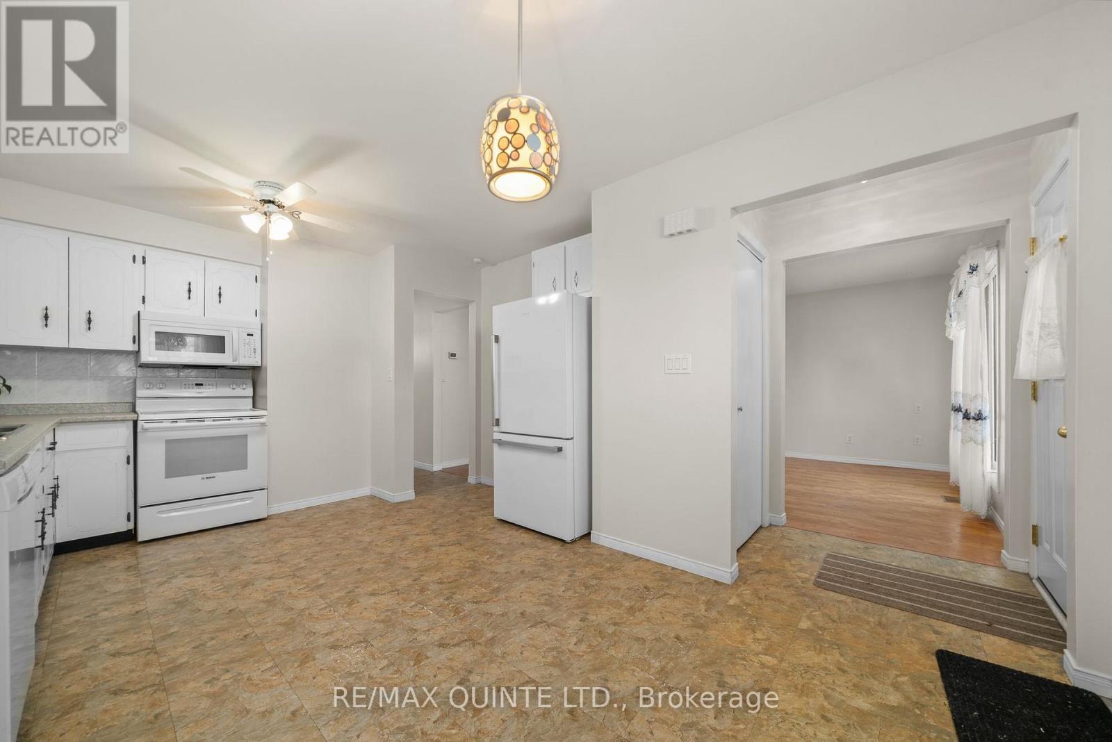 7 Herman Street, Belleville, Ontario  K8N 4W2 - Photo 9 - X12577606