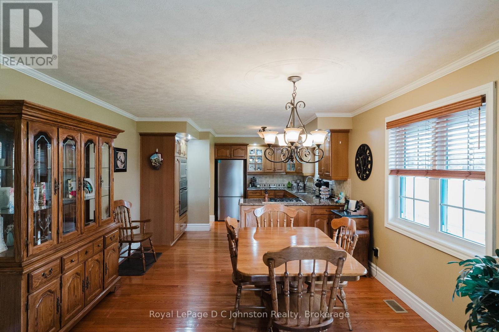 496 Spence Street, Saugeen Shores, Ontario  N0H 2L0 - Photo 16 - X12577624