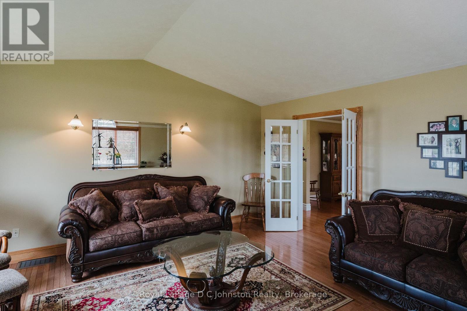 496 Spence Street, Saugeen Shores, Ontario  N0H 2L0 - Photo 18 - X12577624