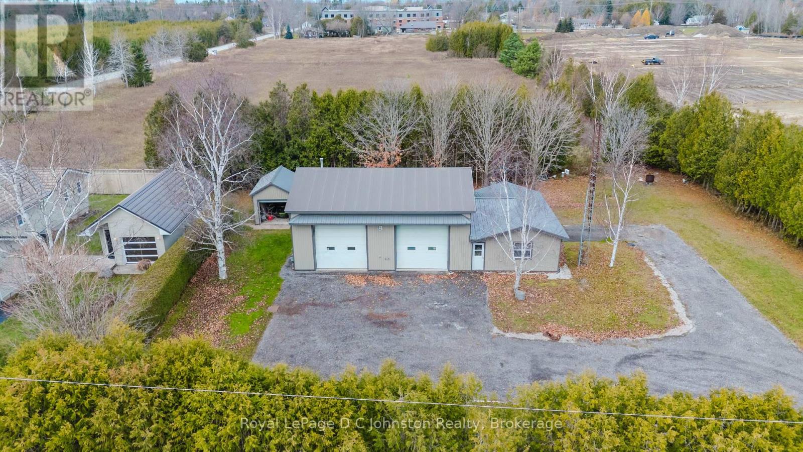 496 Spence Street, Saugeen Shores, Ontario  N0H 2L0 - Photo 3 - X12577624