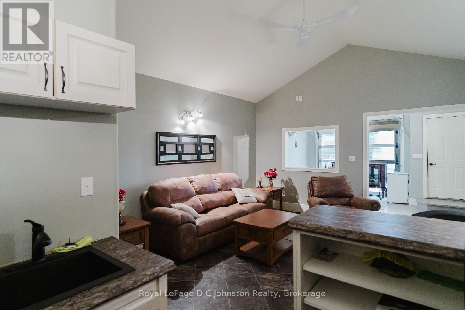 496 Spence Street, Saugeen Shores, Ontario  N0H 2L0 - Photo 32 - X12577624