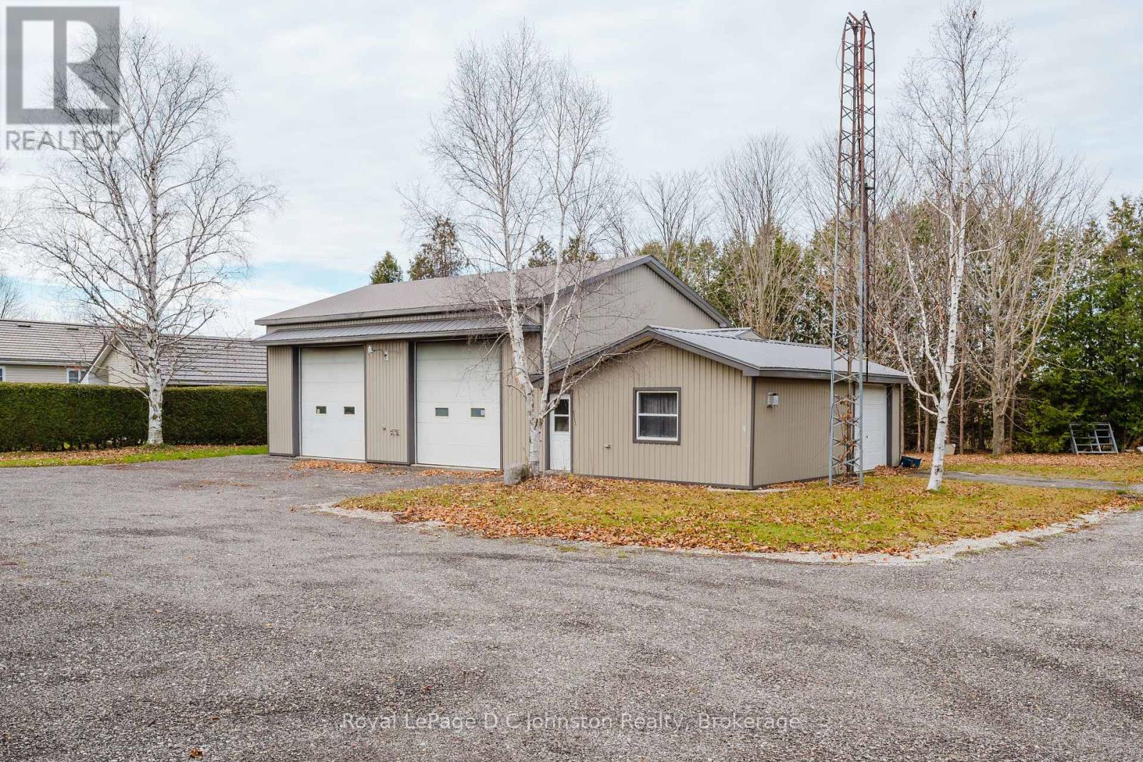 496 Spence Street, Saugeen Shores, Ontario  N0H 2L0 - Photo 35 - X12577624