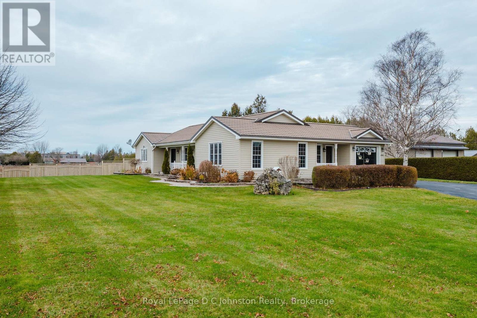 496 Spence Street, Saugeen Shores, Ontario  N0H 2L0 - Photo 42 - X12577624