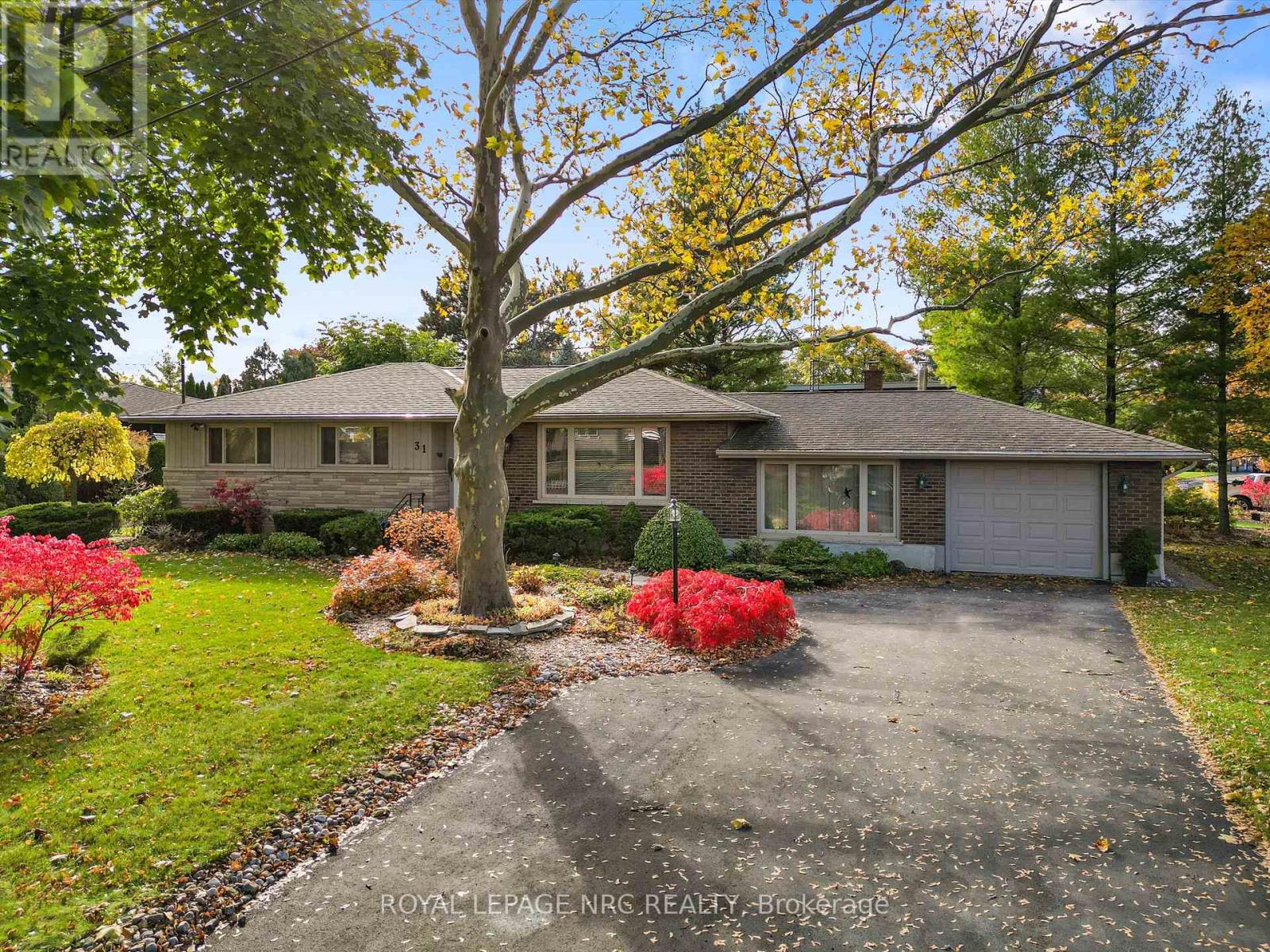 31 St Lawrence Drive, St. Catharines, Ontario L2M 2T7 - Photo 13 - X12577608