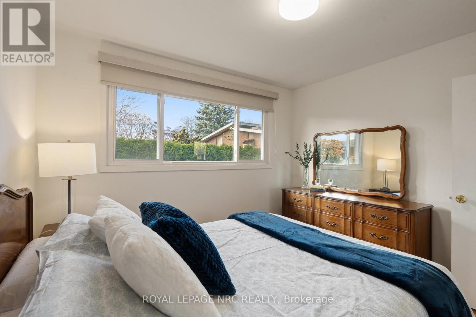 31 St Lawrence Drive, St. Catharines, Ontario L2M 2T7 - Photo 27 - X12577608