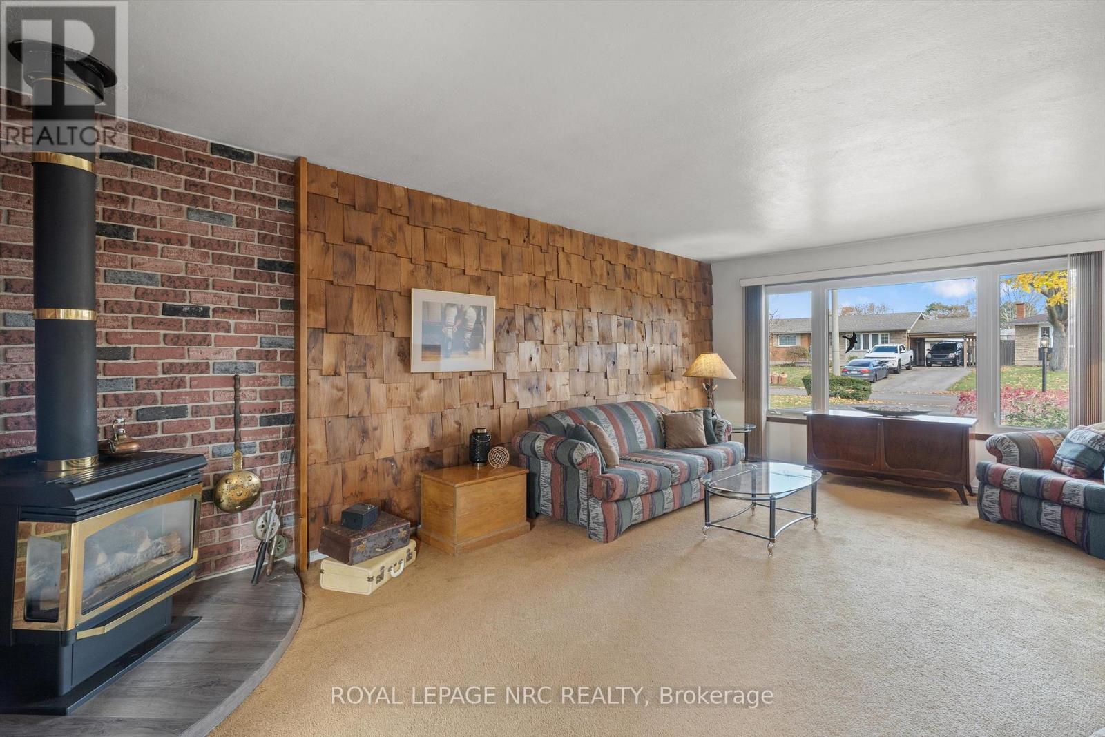 31 St Lawrence Drive, St. Catharines, Ontario L2M 2T7 - Photo 36 - X12577608