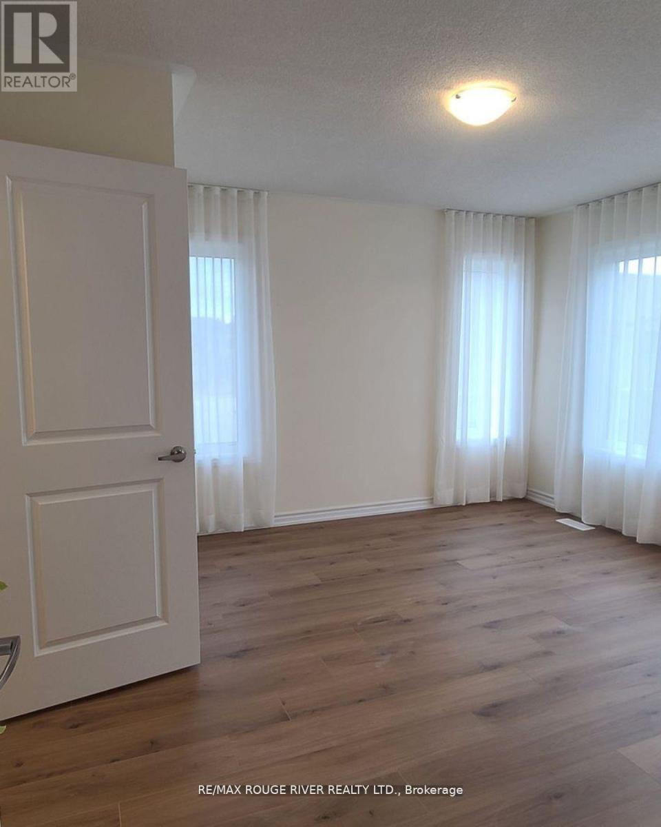 72 Hickey Lane, Kawartha Lakes, Ontario  K9V 5V5 - Photo 12 - X12571966