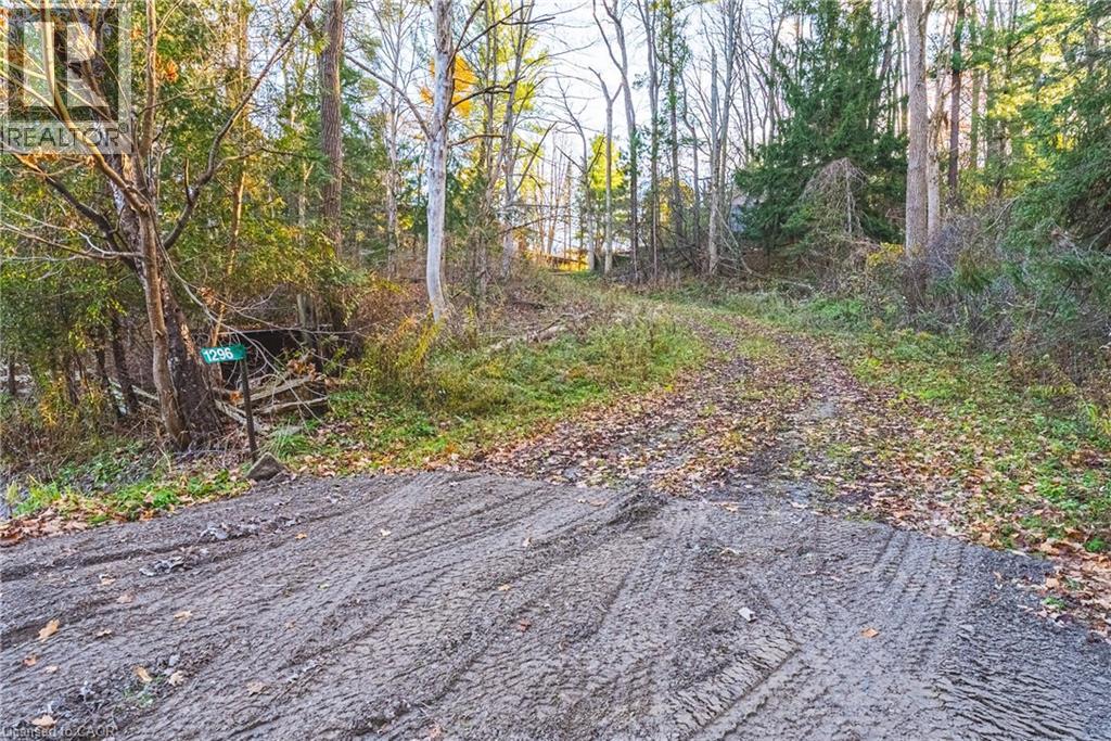 1296 Mineral Springs Road, Ancaster, Ontario  L9H 5E3 - Photo 11 - 40790577