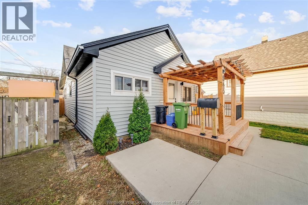 845 Arthur, Windsor, Ontario  N8Y 3Y1 - Photo 6 - 25029343