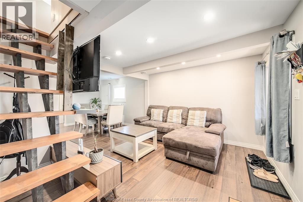 845 Arthur, Windsor, Ontario  N8Y 3Y1 - Photo 9 - 25029343