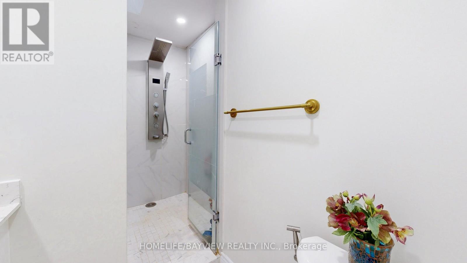 Main Floor - 218 Cherrywood Drive, Newmarket, Ontario  L3Y 2X8 - Photo 23 - N12577328