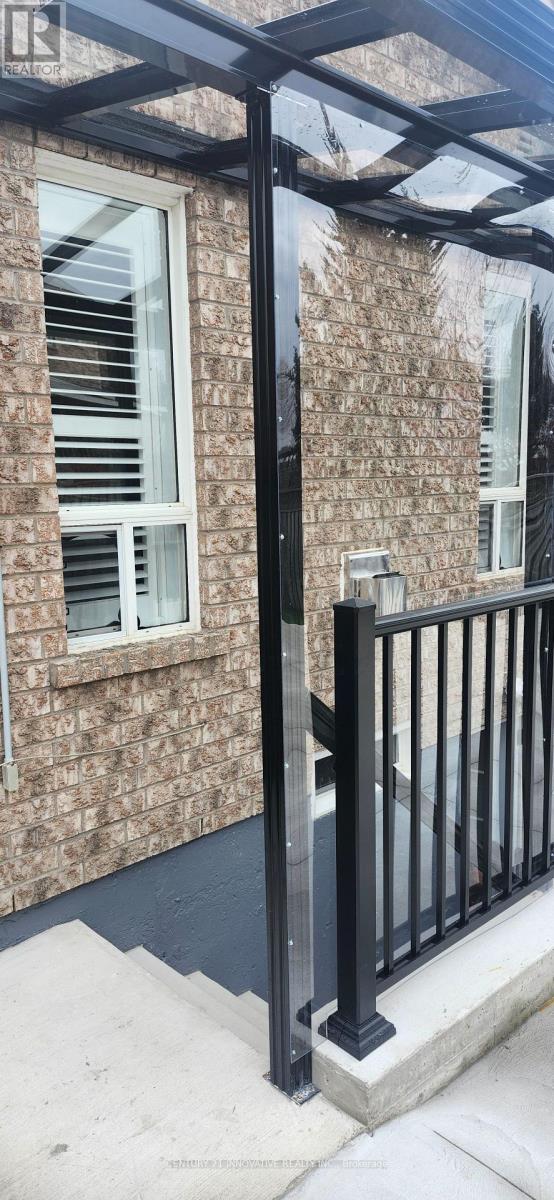 83 Harty Crescent, Ajax, Ontario  L1T 4E7 - Photo 1 - E12577620