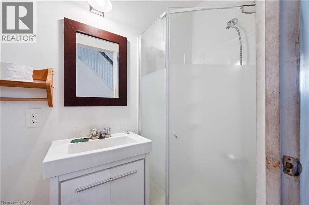 182 Elizabeth Street, Guelph, Ontario  N1E 2X3 - Photo 12 - 40776208