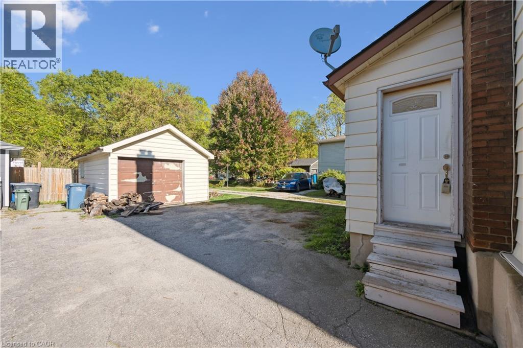 182 Elizabeth Street, Guelph, Ontario  N1E 2X3 - Photo 24 - 40776208