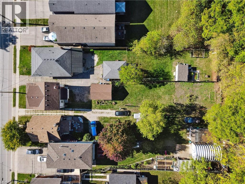 182 Elizabeth Street, Guelph, Ontario  N1E 2X3 - Photo 3 - 40776208