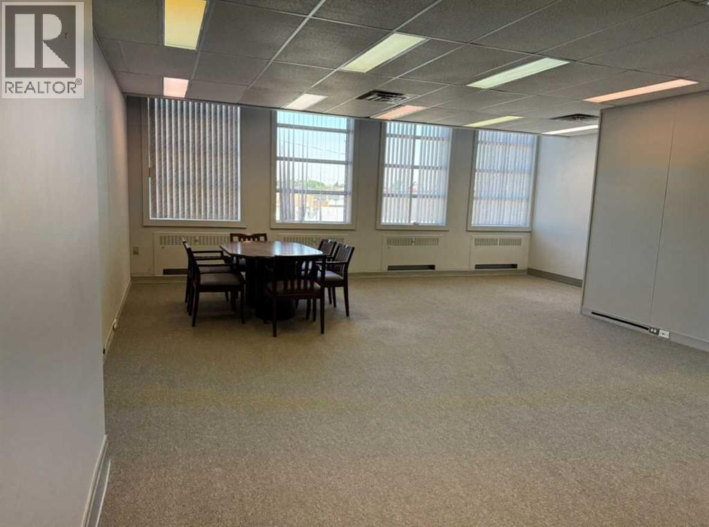 260, 4901 50 Avenue, Camrose, Alberta  T4V 0S0 - Photo 4 - A2268157